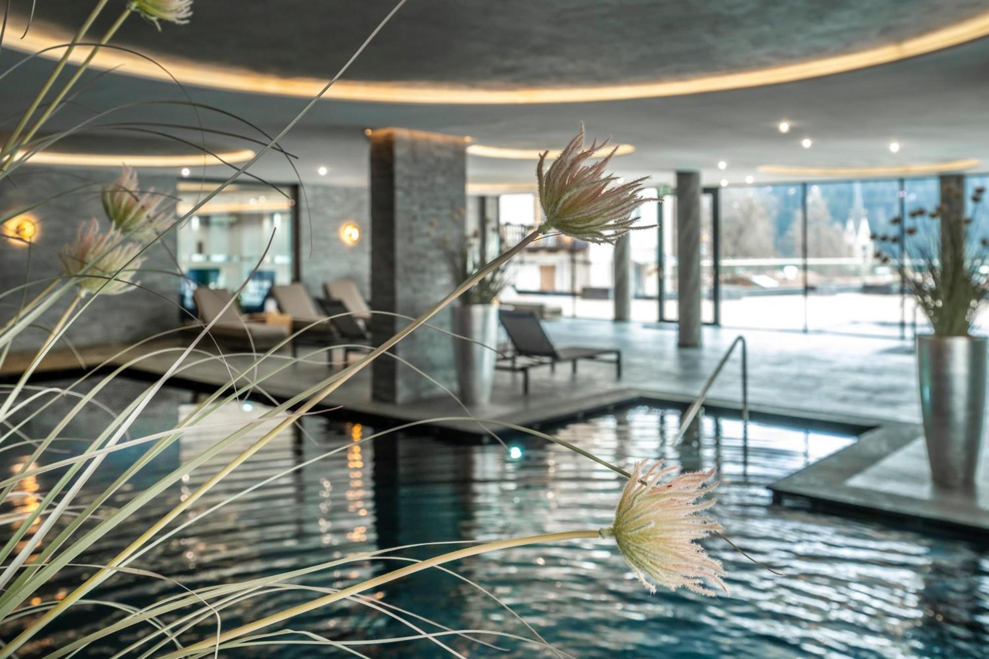 Ciampedie Luxury Alpine Spa Hotel Vigo di Fassa Exteriör bild