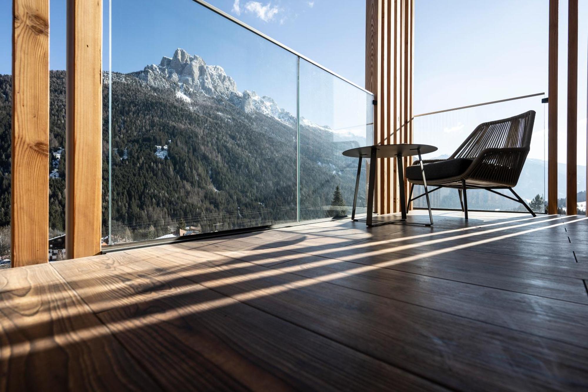 Ciampedie Luxury Alpine Spa Hotel Vigo di Fassa Exteriör bild